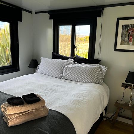 Adorable Little Container House Apartment Hastings Exterior foto