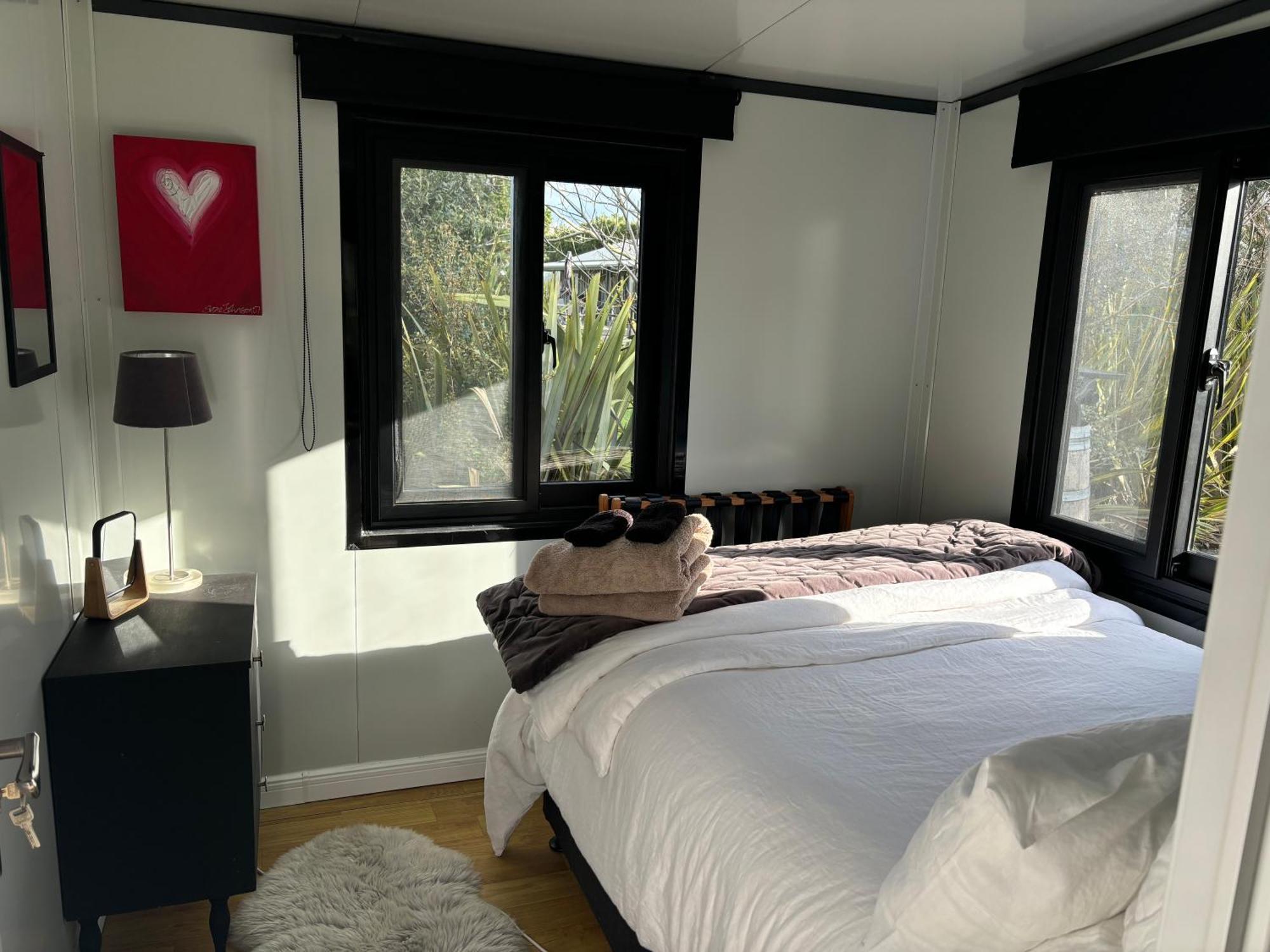 Adorable Little Container House Apartment Hastings Exterior foto