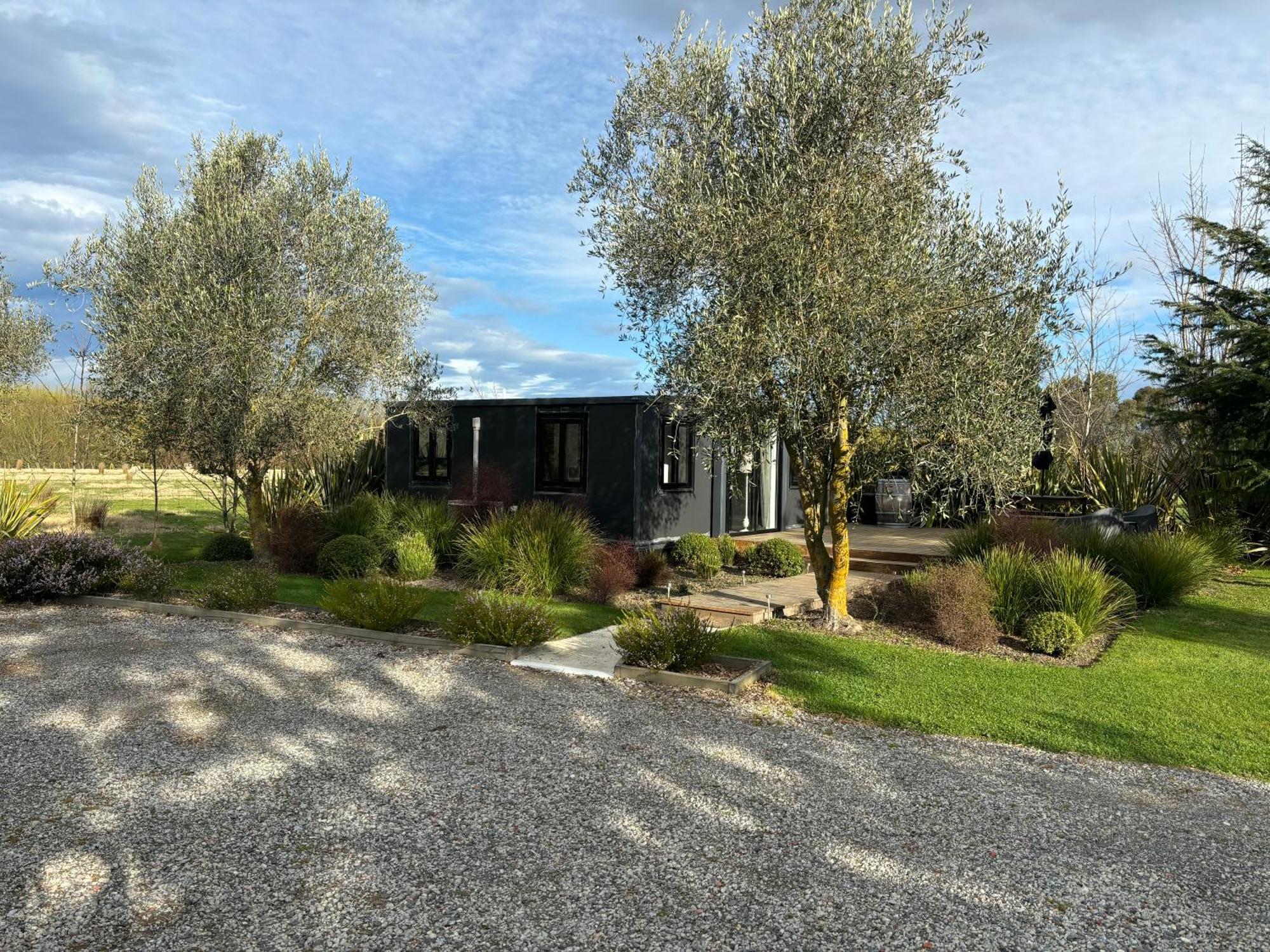 Adorable Little Container House Apartment Hastings Exterior foto